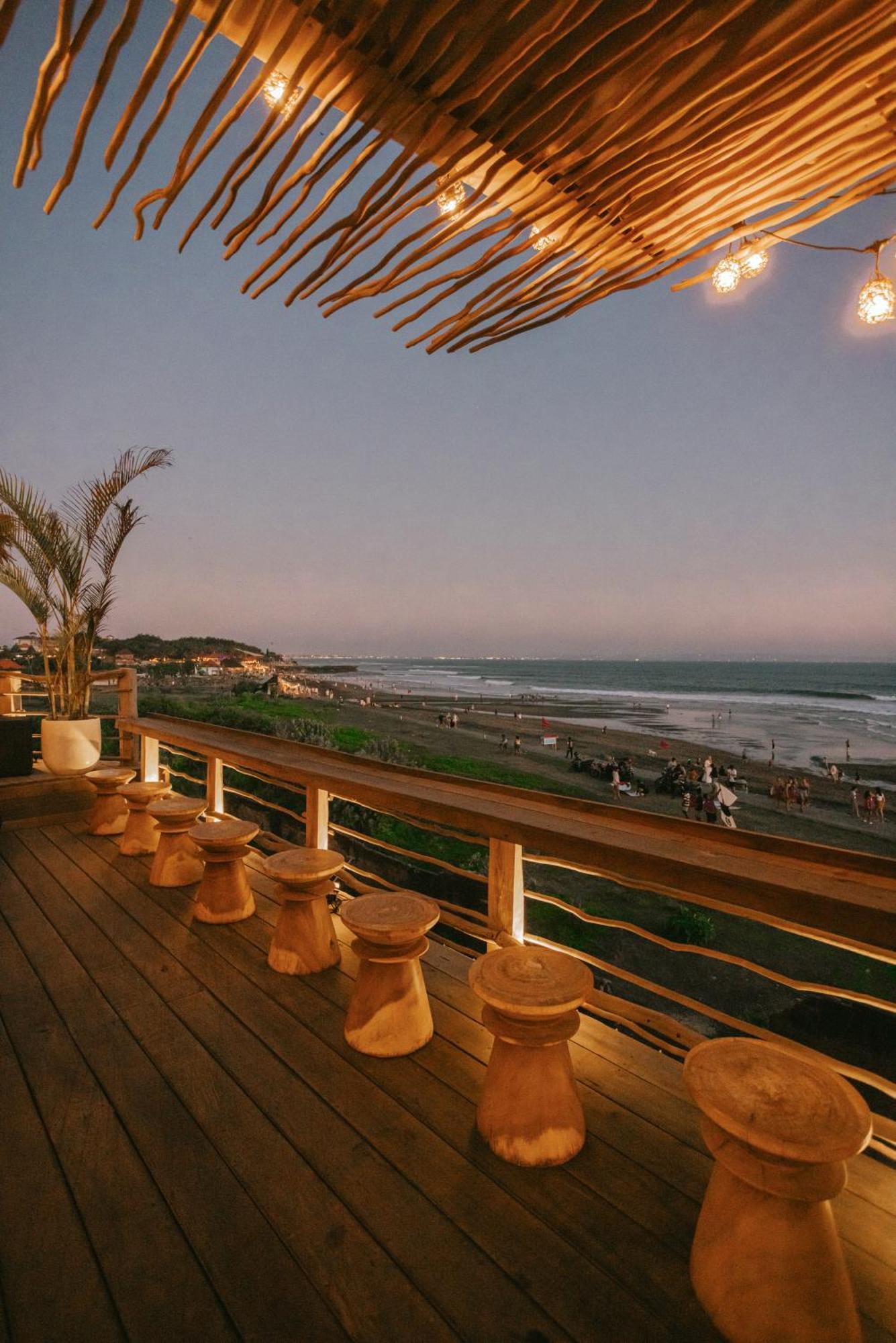 Pnb Beach Resort Canggu Esterno foto